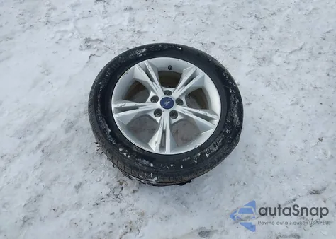 2013 Ford Focus Se z USA, uszkodzony, nr VIN 1FADP3F21DL333048